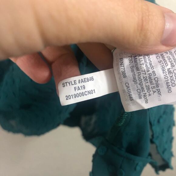 NWT J. Crew Gathered bib top in drapey swiss dot in green - Picture 7 of 10